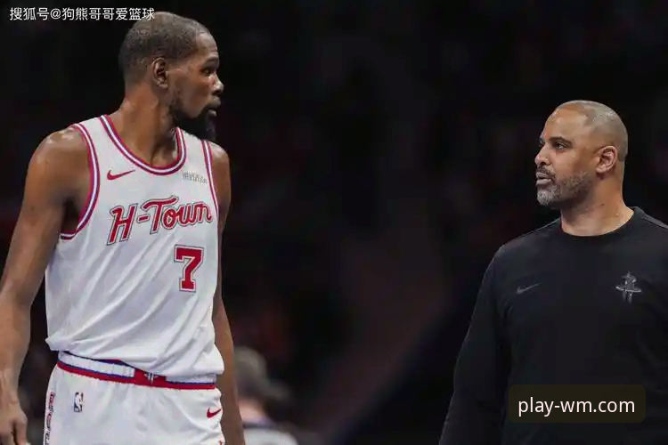 完美体育苹果版下载 火箭大胜尼克斯3连胜深度评测:杜兰特27+6+8统治比赛,完美体育苹果版下载用户实战体验报告